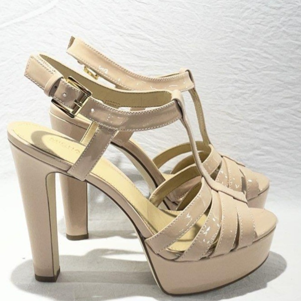 Michael Kors Nude Patent Leather T-Strap Platform Sandals Heels 6.5M